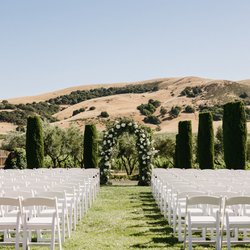 Kimm's Flower Basket - Beautiful arch for our wedding!
