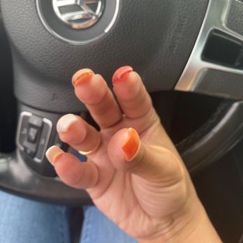 Pristine Nail & DaySpa - The polish is fading at the tips - Nail Salons Near Me - Winter Park, Florida