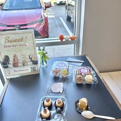 Tables by the window 4 pack mini variety