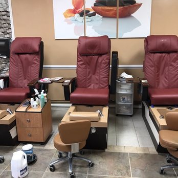 Nail Expressions - Nail Salons Near Me - Blue Bell, Pennsylvania