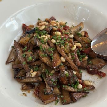 Hatchet Hall - Mushrooms - Cocktail Bars Near Me - Los Angeles, California