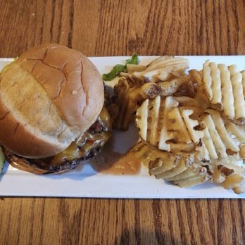 Blue & Gray Bar & Grill - General John Bell Hood - Sports Bars Near Me - Gettysburg, Pennsylvania