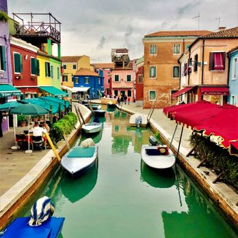 Isola di Burano - Landmarks & Historical Buildings Near Me - Venezia, VE Isola di Burano - Landmarks & Historical Buildings Near Me - Venezia, VE
