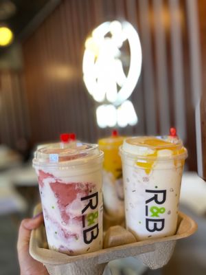 R&B Tea Corona by null