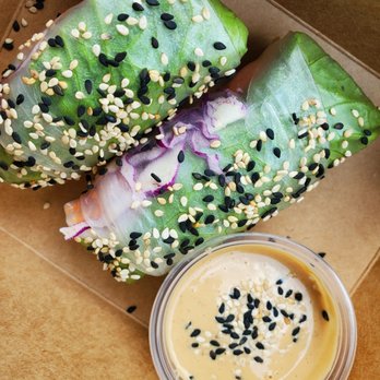 Fruits & Roots Juice Bar + Vegan Cafe - Summer rolls - Vegan Near Me - Stuart, Florida