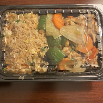 Shu Shu's Asian Cuisine - Yellow curry chicken - Asian Fusion Near Me - Austin, Texas Shu Shu's Asian Cuisine - Yellow curry chicken - Asian Fusion Near Me - Austin, Texas