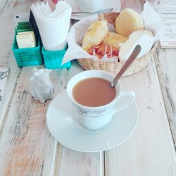 Mavatea - Delicioso café, pan dulce y el bagel, lo mejor a un precio razonable.