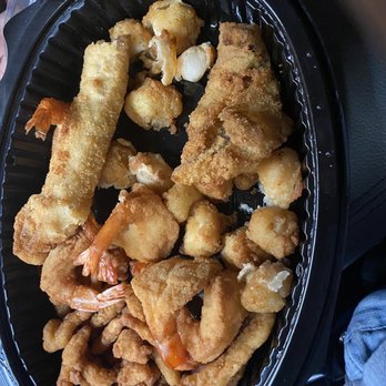 Red Lobster - Admirals Feast - Seafood Near Me - Palmdale, California
