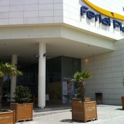 Ferial Plaza - Entrada posterior