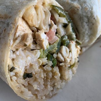 Tocaya Modern Mexican - Fajita burrito with vegan Chikn - Mexican Near Me - Burbank, California Tocaya Modern Mexican - Fajita burrito with vegan Chikn - Mexican Near Me - Burbank, California