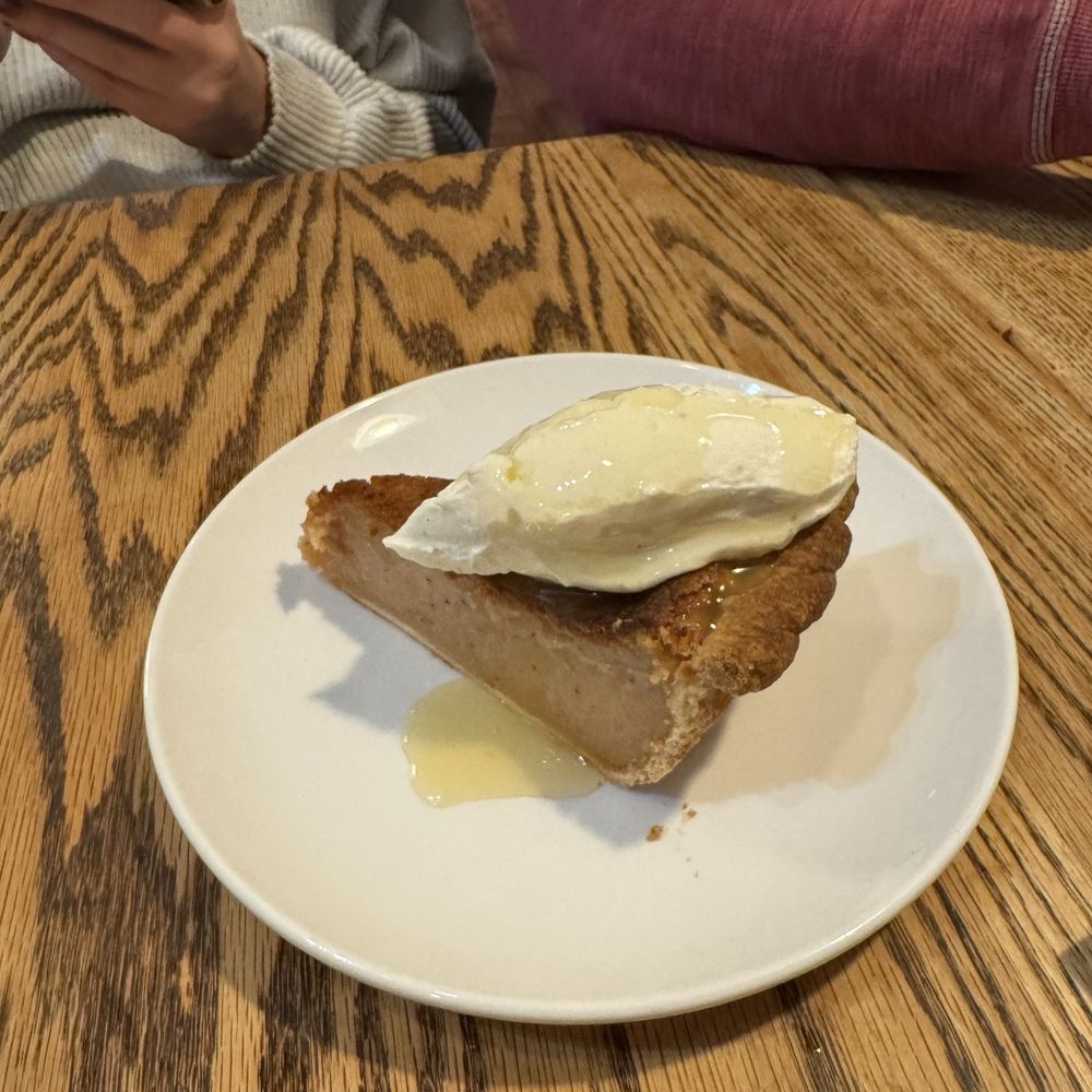 Shift Kitchen & Bar - Pie - New American Near Me - Flagstaff, Arizona
