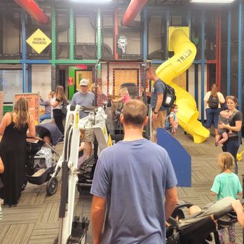 Shenandoah Valley Discovery Museum - More people. - Children's Museums Near Me - Winchester, Virginia Shenandoah Valley Discovery Museum - More people. - Children's Museums Near Me - Winchester, Virginia