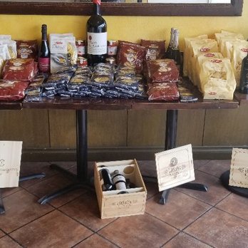 Vino e Cucina - Mini market - Italian Near Me - Long Beach, California