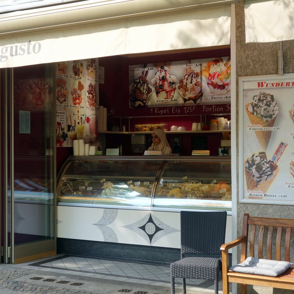 Eiscafé Da Dalt - Ice Cream & Frozen Yogurt Near Me - Berlin, BE Eiscafé Da Dalt - Ice Cream & Frozen Yogurt Near Me - Berlin, BE