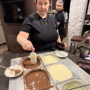Magnum Pleasure Store - The worst customer experience ever. If the ice cream wasn't so good I would've given 0 stars. - Ice Cream & Frozen Yogurt Near Me - Rome, RM