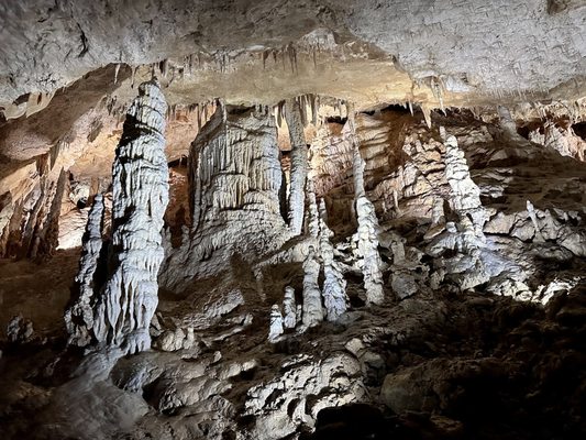 Natural Bridge Caverns by null
