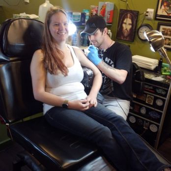 Idle Hands Tattoo & Piercing - Piercing Near Me - Wichita, Kansas Idle Hands Tattoo & Piercing - Piercing Near Me - Wichita, Kansas