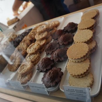 Roselle - Cookies! - Bakeries Near Me - Toronto, Ontario