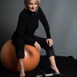 Fit & Fight Gym - Fit & Fabulous above 50! Owner, Personal Trainer and IFBB World Champion Cornelia Gyura