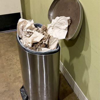 Pecan Lodge - Unclean Ladies Restroom - Sandwiches Near Me - Dallas, Texas Pecan Lodge - Unclean Ladies Restroom - Sandwiches Near Me - Dallas, Texas