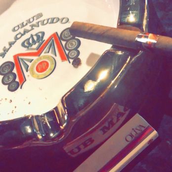 Charles P Stanley Cigar Bar - Tobacco Shops Near Me - Saint Louis, Missouri