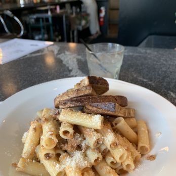 Gulow Street - Pubs Near Me - Cincinnati, Ohio