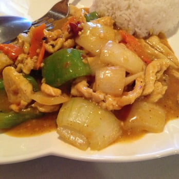 SF Kitchen - Chicken curry lunch special - Vietnamese Near Me - Reno, Nevada SF Kitchen - Chicken curry lunch special - Vietnamese Near Me - Reno, Nevada