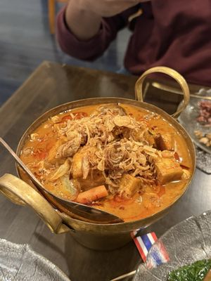 Eat Fine Design By Khun Kung by null