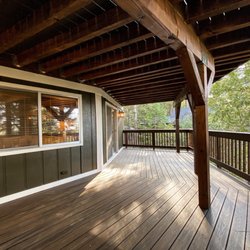Bravo's Painting - Lower deck after exterior home painting and railing stain.