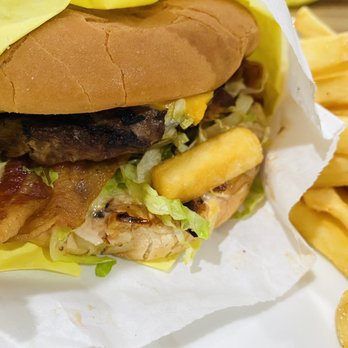 Star's Burgers - Bacon Cheeseburger w/grilled onions - Burgers Near Me - Baldwin Park, California Star's Burgers - Bacon Cheeseburger w/grilled onions - Burgers Near Me - Baldwin Park, California