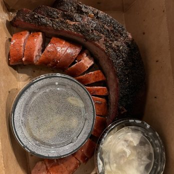 Boom Boom Que - Smoked sausage Brisket - Barbeque Near Me - White House, Tennessee Boom Boom Que - Smoked sausage Brisket - Barbeque Near Me - White House, Tennessee