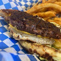 Taphouse Unchained - Tap House burger or hockey puck