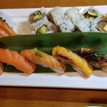 MOMO Sushi - Sushi Bars Near Me - Mill Creek, Washington MOMO Sushi - Sushi Bars Near Me - Mill Creek, Washington