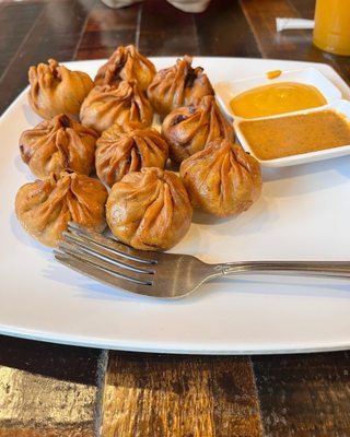 The Momo World by null