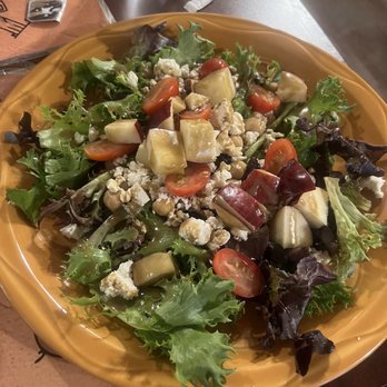 Romeo & Juliets Cafe - Half Mediterranean Salad - Italian Near Me - Tonawanda, New York