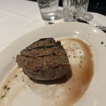 Morton's The Steakhouse - 8 oz fillet - Steakhouses Near Me - Honolulu, Hawaii Morton's The Steakhouse - 8 oz fillet - Steakhouses Near Me - Honolulu, Hawaii
