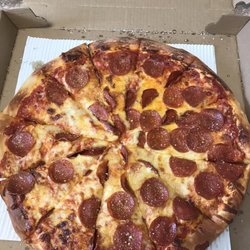 Happy Pappy's Pizza and Ice Cream Parlor - Large pepperoni. Looks great but totally flavorless.