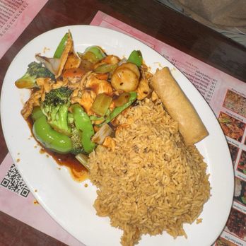 Kung Food Cafe - 39. Hunan Chicken lunch special - Chinese Near Me - Houston, Texas