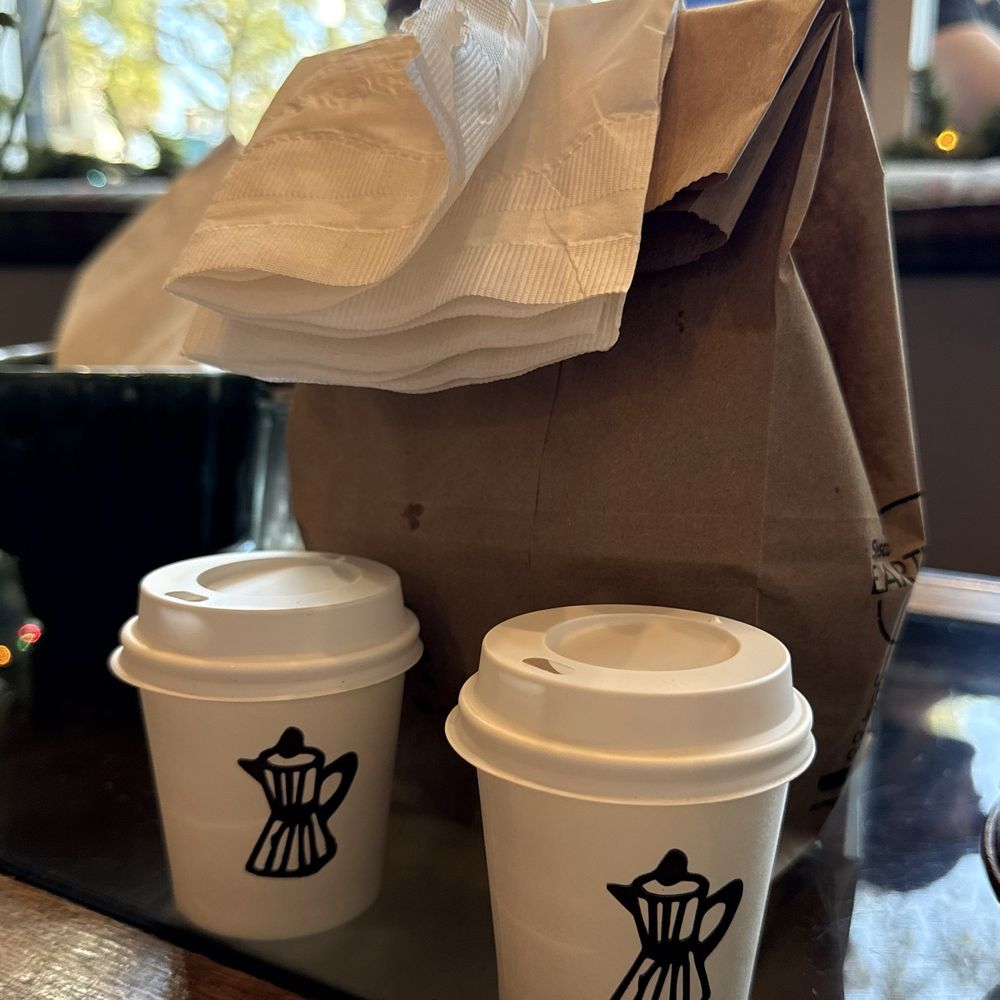 Tinta y Café - Cafecito - Coffee & Tea Near Me - Miami, Florida