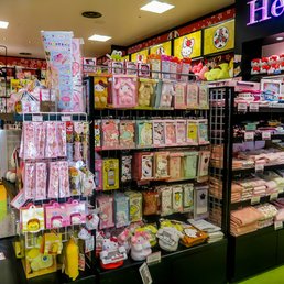 ハローキティ 東京スカイツリー スノードーム　Tokyo skytree ハローキティ 東京スカイツリー スノードーム Tokyo skytree