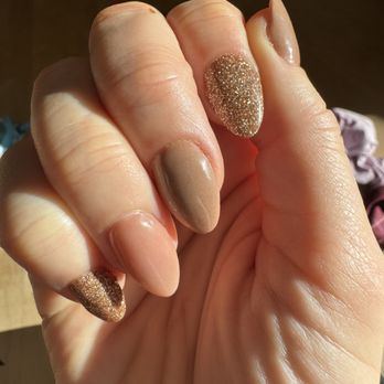 Van's Nail & Spa - Nail Salons Near Me - Maple Grove, Minnesota