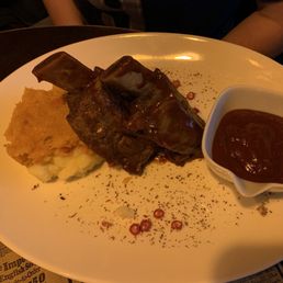 Short ribs, pumpkin mashed potatoes, and chocolate chili sauce. This was extremely good!!