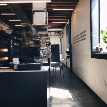 Maker Pizza Cameron - Spacious, modern, clean and flowing space - Pizza Near Me - Toronto, Ontario