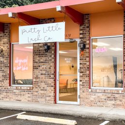 Exterior photo of Pretty Little Lash - Port Orchard, Washington Exterior photo of Pretty Little Lash - Port Orchard, Washington