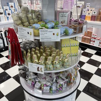 See's Candies - Inside - Candy Stores Near Me - Porter Ranch, California See's Candies - Inside - Candy Stores Near Me - Porter Ranch, California