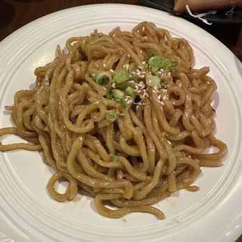 Serious Dumpling 正经生煎 - Garlic Noodles (蒜蓉炒面) - Chinese Near Me - San Jose, California Serious Dumpling 正经生煎 - Garlic Noodles (蒜蓉炒面) - Chinese Near Me - San Jose, California