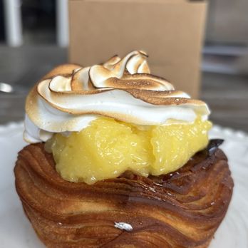 Angus T - Lemon Curd - Cafes Near Me - Vancouver, British Columbia