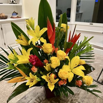 J Francis Floral Design - Tropical floral arrangement - Florists Near Me - Fairfield , California J Francis Floral Design - Tropical floral arrangement - Florists Near Me - Fairfield , California