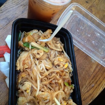 Sawasdee Thai Food - Chicken Thai Padhi with Thai tea - Thai Near Me - Portland, Oregon Sawasdee Thai Food - Chicken Thai Padhi with Thai tea - Thai Near Me - Portland, Oregon