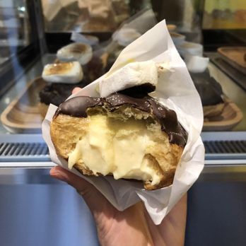 Beard Papa's - Desserts Near Me - New York, New York Beard Papa's - Desserts Near Me - New York, New York